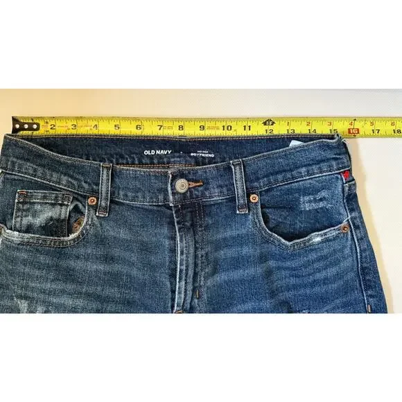 Old Navy Mid Rise Boyfriend Distressed Women's Jeans - Size 4 - Picture 4 of 7